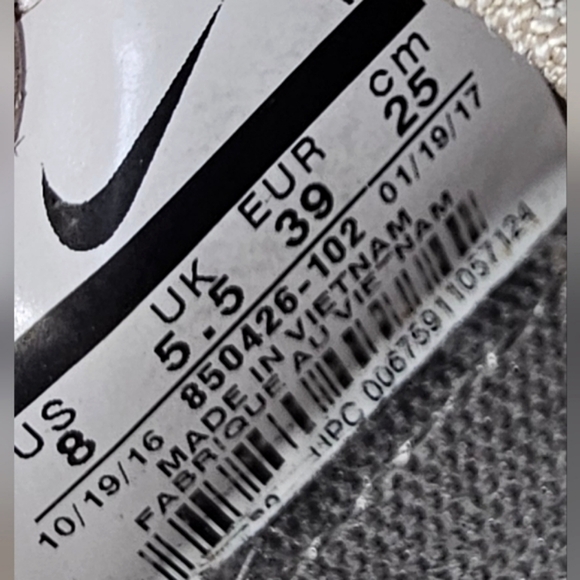 Nike Fearless Flyknit (850426-102) - Picture 8 of 8